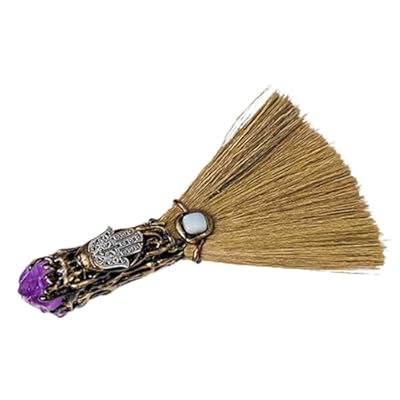 Escoba De Brujas con Crstal Natural - Escoba De Pared Ceremonial, De Limpieza De Energía | Herramienta Mística Artesanal con Piedras De Reiki Y Fibras Naturales, Decoración Mágica para Esquinas | Ya disponible en tu tienda friki favorita! En mundofriki.es!