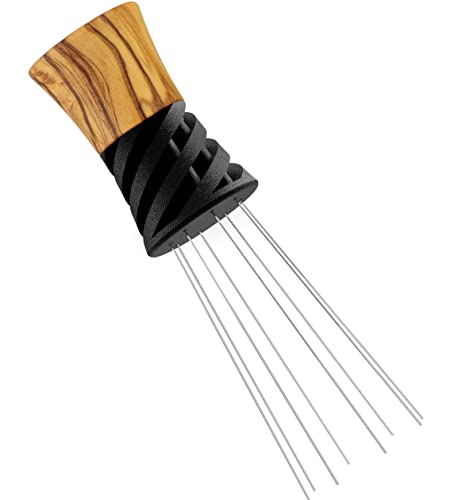 Clara Coffee WDT-verktyg med ergonomiskt handtag i olivträ och åtta barr av 0,35 mm, perfekt som distributör eller nivå för espresso eller portafilter tillbehör