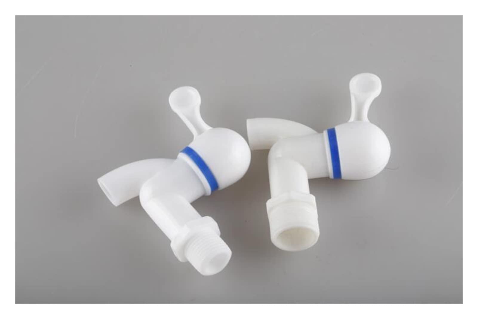 Rubinetto dedicato alla lavatrice in plastica resistente PP X10