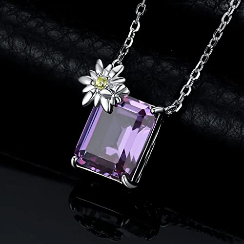 Collier en argent 925 et alexandrite : le cadeau d'anniversaire idéal