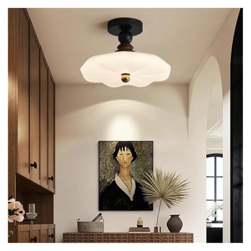 Petit lustre île contre les couloirs sombres, style médiéval et rétro français