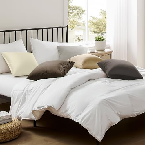 Housse de coussin en velours doux Softaker marron et gris pour une déco chic