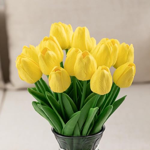 Fleurs artificielles decoratives jaunes pour une table de cuisine