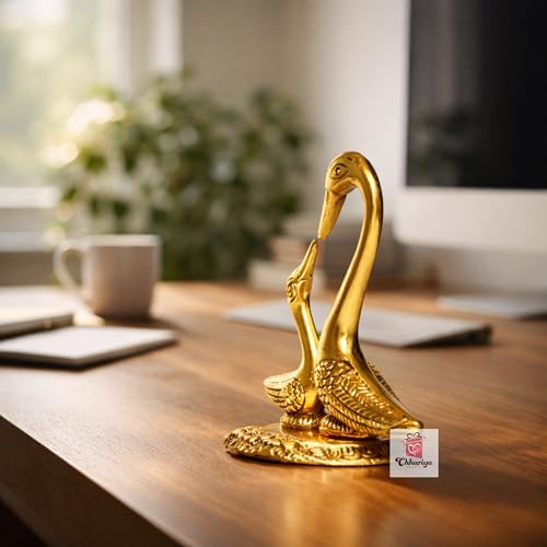 Image of Kissing Duck Pair Showpiece for Home Decor Golden Metal Duck Couple Statue Decorative Table Accent for Living Room Office Desk Bedroom Anniversary Wedding Gift 12 cm