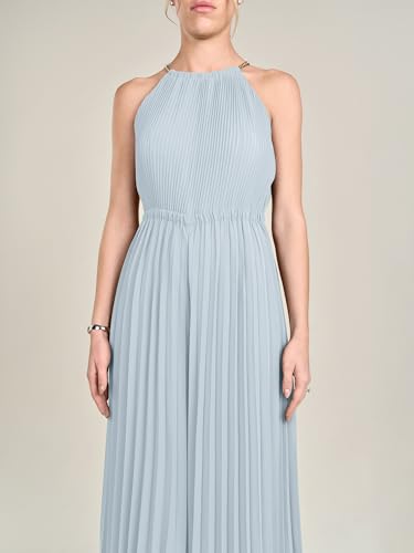 Mono plisado de mujer en azul claro de APART para tus eventos de verano 2