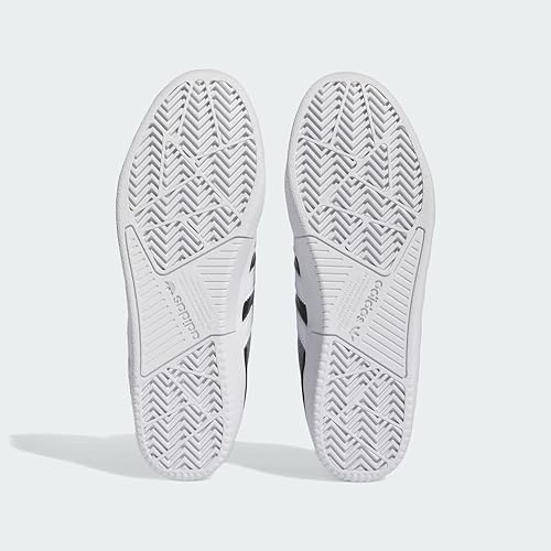 Adidas Tyshawn Low Shoes - Core Black/Cloud White/Gold Metallic4