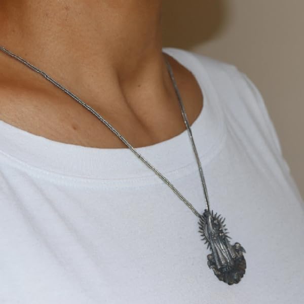 Miniatura 4 de Collar Virgen María, 0.024-0.028 libras, 1.73 x 1.37 pulgadas, colgante de plata Nuestra Señora del Monte Carmelo, Virgen de la Caridad del Cobre,