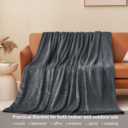 Aisbo Kuscheldecke Flauschig Decke Dunkelgrau - Fleecedecke 150x200 cm XL Warme Sofa Decke, Kuschlige Wohndecke Anthrazit Weich als Wohnzimmer Blanket Couchdecke für Winter
