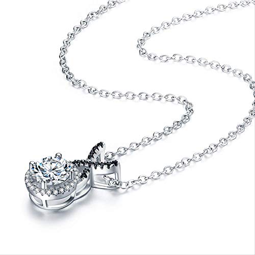 Colliers Halo de fiançailles en argent pour sublimer vos soirées