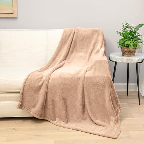 Northwest HGTV Super Luxe Faux Fur Throw Blanket, Ultra Soft Decorative Layer for Couch, Bed, or Chair, Cozy Plush Blanket for Home or Gift, 50 x 70 inches, Tan