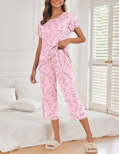 Image of Ekouaer Women's Capri Pajama Sets Print Short Sleeve Sleepwear Top and Capri Pants Soft Loungewear with Pocket
