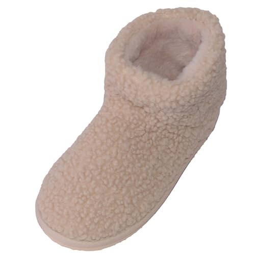 Chaussons en polaire chauds pour éviter les pieds froids avec fausse fourrure beige