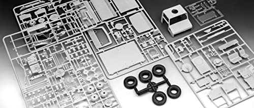 Revell 03337 03337-Unimog 2T 1:35 originalgetreuer Modellbausatz für Experten, unlackiert – Bild 8