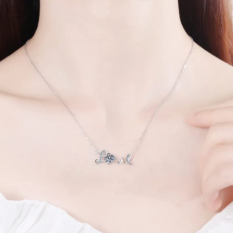 Collier pendentif moissanite d'exception : un éclat éternel pour sublimer votre cou