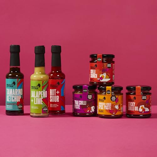 The Woolf’s Kitchen | Tamarind, Garlic & Chilli Paste | Authentic Thai-Style | Tangy Tamarind with Garlic & Chilli Heat | Essential for Rice, Noodles, Burgers | Elevate Asian Meals | 190ml