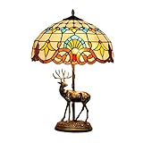 Le lampade da comodino e da lettura in vetro colorato sono contenute in una scatola con schiuma speciale e tagliate a forma di lampada per garantire che raggiungano in tutta sicurezza le tue impeccabili condizioni.