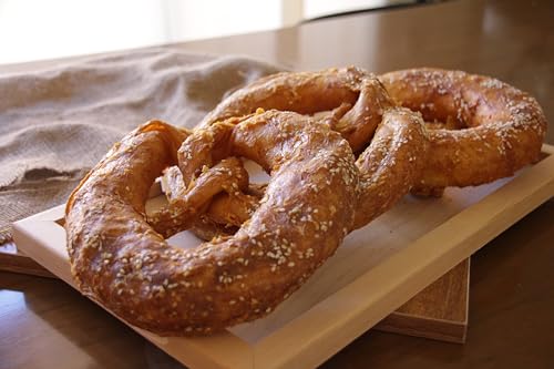 Croci Bakery Brezel - Kausnack für Hunde aus Rinderhaut, Huhn, Zahnpflegestick 190g / 19 cm