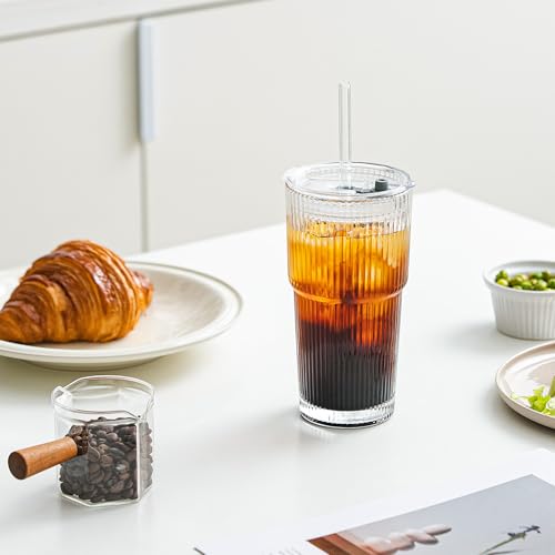 SoulTimes 600 ml 4er Glasbecher mit Deckel und Strohhalm, Gerippte Trinkgläser für Eiskaffee, Matcha, Smoothies, Saft & Kaltgetränke… – Ansicht 8