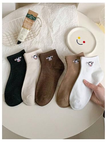 WDIRARA Women's 5 Pairs Cartoon Bear Embroidery Socks Casual Comfy Crew Socks4