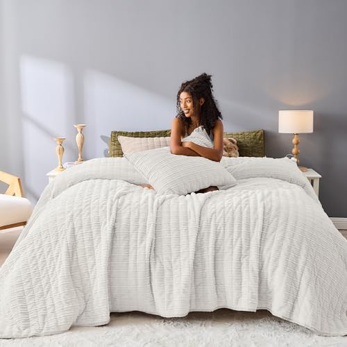 Image of Wonderful Corduroy Texture Ivory Quilt Set Queen - Hypoallergenic Skin-Friendly Soft Plush Velvety Touch Bedspread, Classic Vertical Striped Lightweight Coverlet for All Season, 94 inchx94 inch
