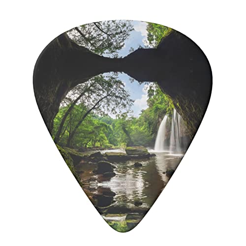 Mountain Waterfall Lot de 6 médiators pour guitare acoustique, guitare électrique, basse, ukulélé – fin, moyen et épais - Les Beatles, Paul McCartney, John Lennon, RIngo Starr, George Harrison Mountain Waterfall Lot de 6 médiators pour guitare acoustique, guitare électrique, basse, ukulélé – fin, moyen et épais – Image 4
