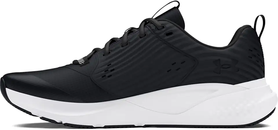 Under Armour حذاء رياضي تشارجد كوميت ترينر 4 4e للرجال من اندر ارمور