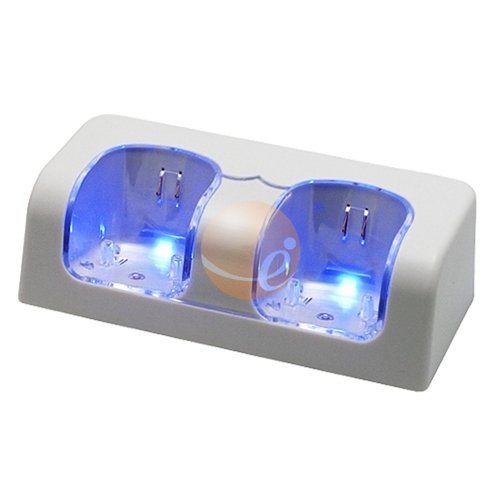 Wii Dual Charging Station w/ 2 Rechargeable Batteries & LED lights for Wii Remote Control image 3