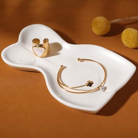Ceramic Jewelry Dish Tray – Charming Chic Storage for Cherished Trinkets Cover