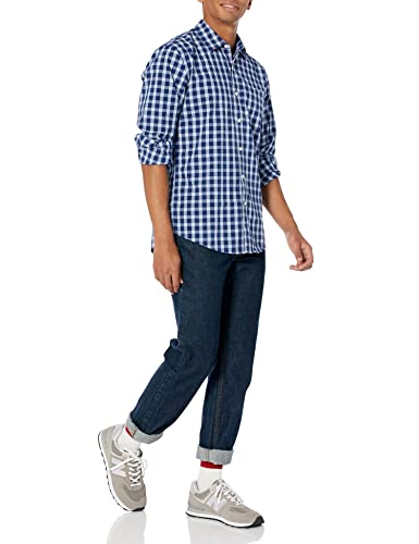 Image of Amazon Essentials Men's Regular-Fit Long-Sleeve Casual Poplin Shirt, Button Front, Business Casual, Collared