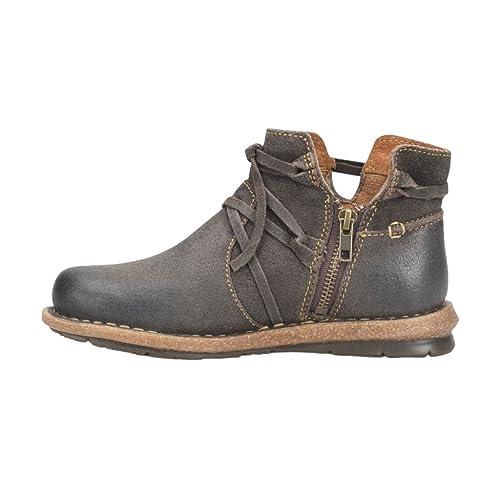 Image of BORN Women's Tarkiln Ankle Boots