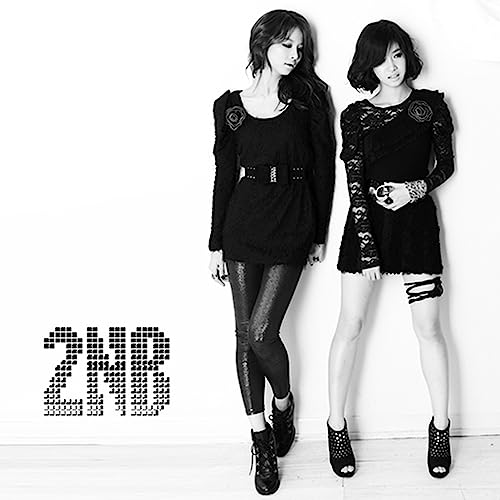 Spiele black tears von 2NB auf Amazon Music ab