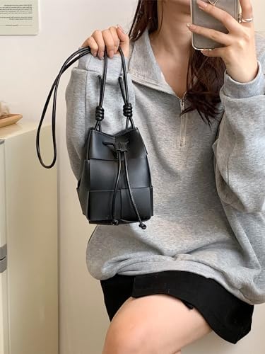 SweatyRocks Women's PU Leather Woven Crossbody Shoulder Bags Drawstring Bucket Bags4