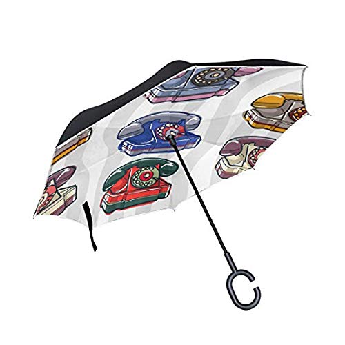 Parapluie de golf inversé pour rester au sec en sortant de voiture sous la pluie