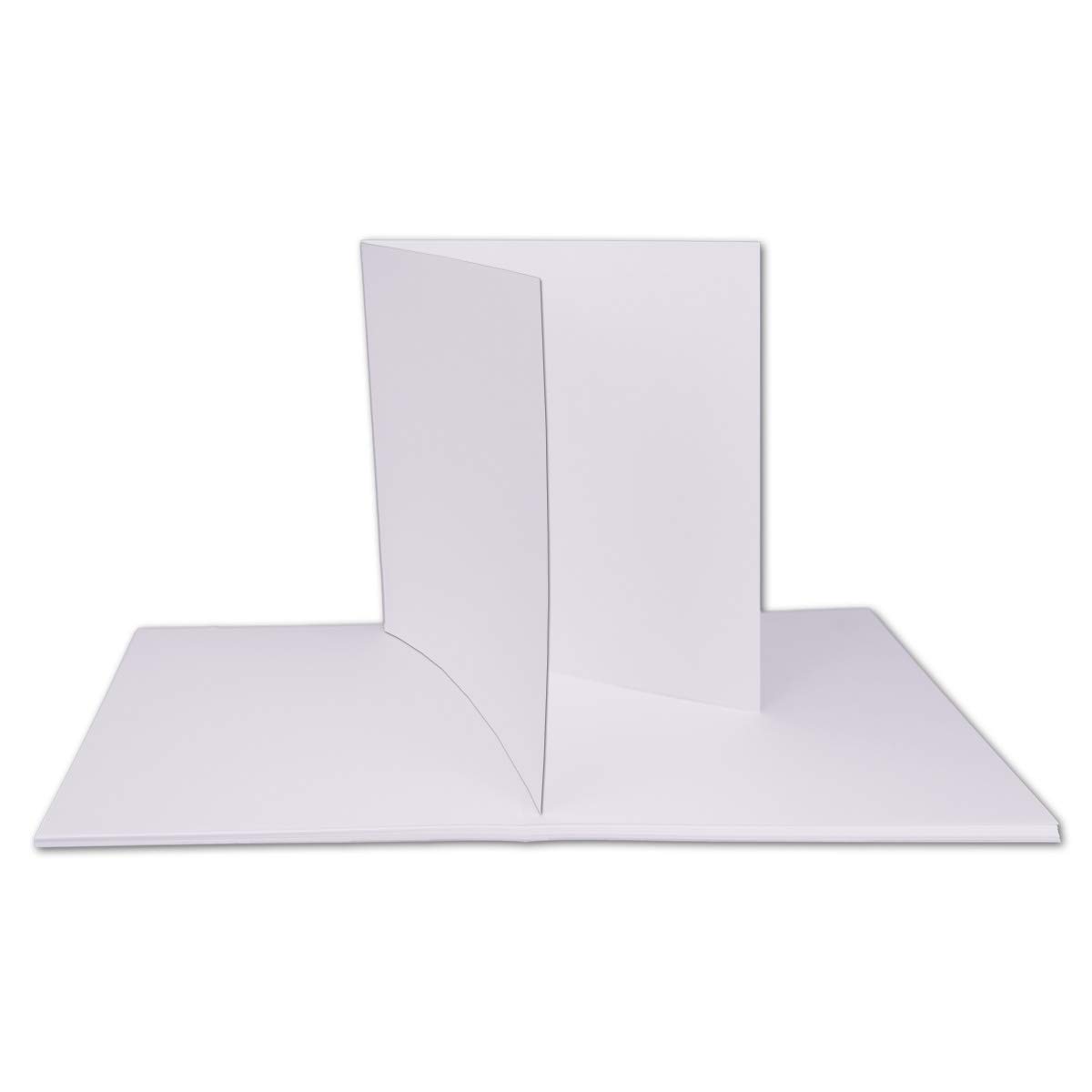 GUSTAV NEUSER zestaw 75 kwadratowych kartek składanych 15 x 15 cm – z kopertami, wkładanymi kartkami i tasiemką do biżuterii – srebrny metalik – na srebrne zaproszenia, wesele, Boże Narodzenie