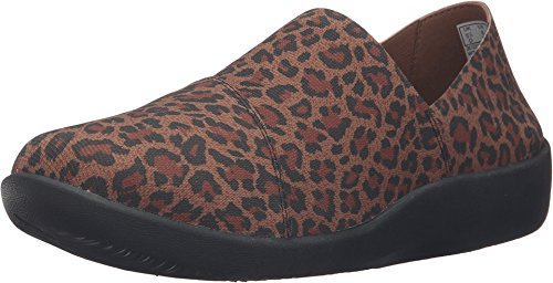 Clarks Women's CloudSteppers Sillian Firn Flat