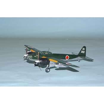 【プラモデル完成品】1/72 陸上爆撃機_銀河 41YsnrxEcVL._UF350,350_QL50_.jpg