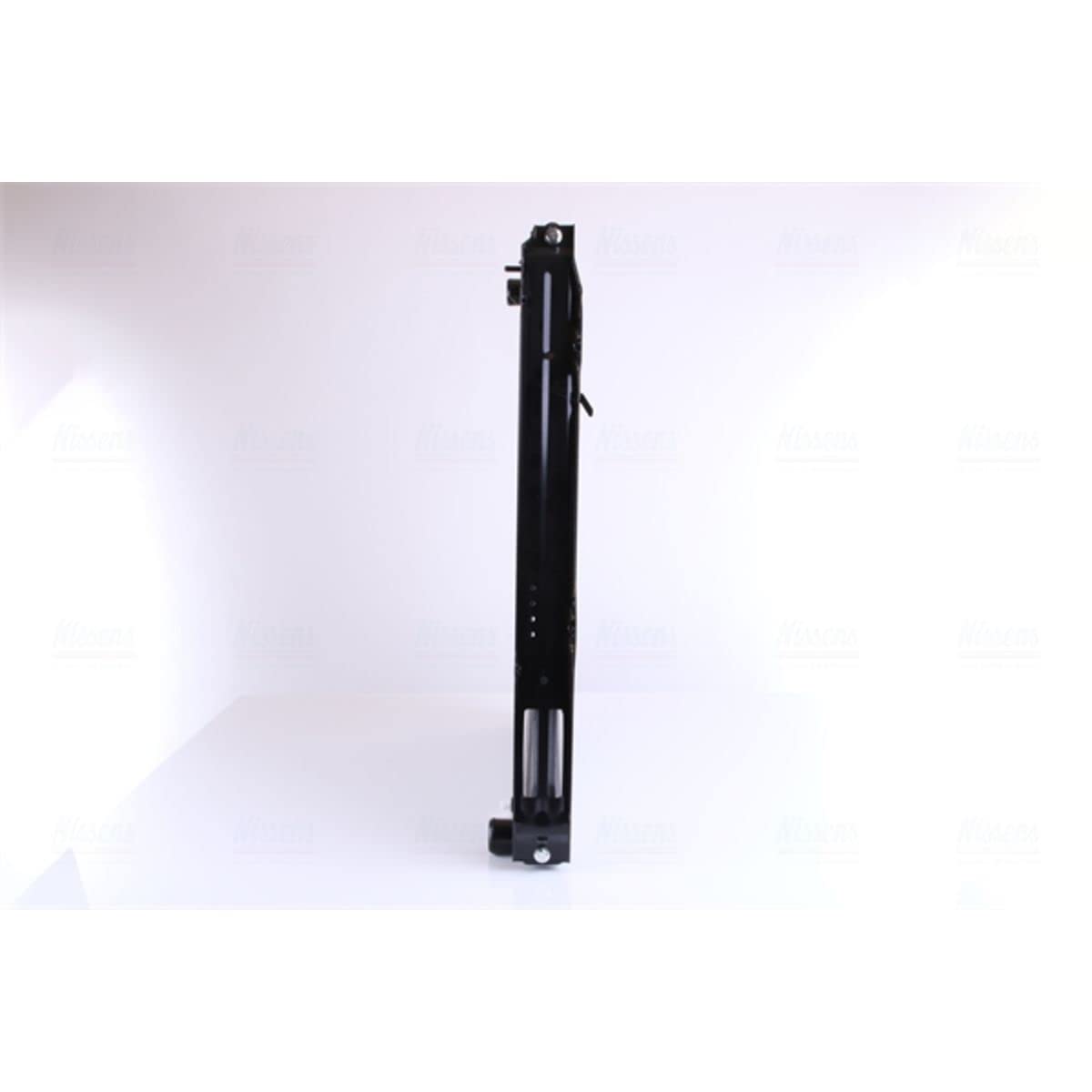 NISSENS Radiatore, Raffreddamento motore 64636A | Compatibile con: TOYOTA LAND CRUISER 90