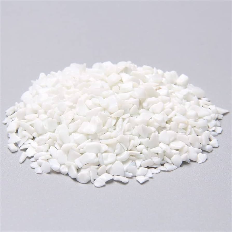 Amazon｜3-5mmの魚飼育用の水槽に適した自然な白い石の水晶砂利