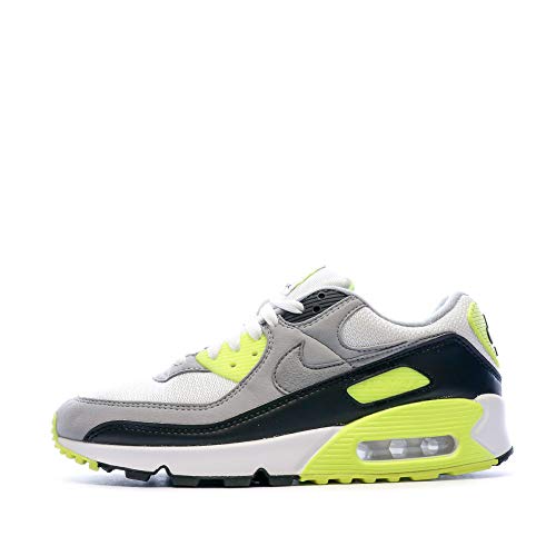 Image of Nike Men's Air Max 90 Sneaker