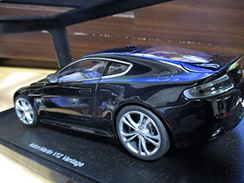 Amazon | オートアート 1/18 「 アストンマーチン V12 ヴァンテージ