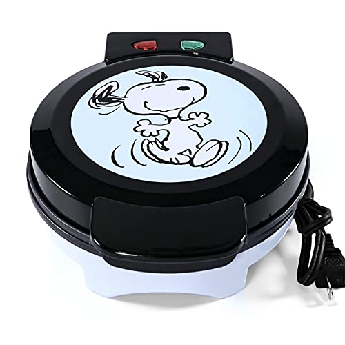 Peanuts Waffle Maker