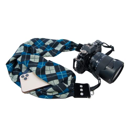 Capturing Couture スカーフカメラストラップ 隠しポケット付き - ジッパーポケット 携帯電話や鍵、現金、スペアメモリーカードを収納可能 ポケットサイズ: 開口部6.5インチ x 奥行き4インチ ストレッチ素材 (ジョーイブルー)