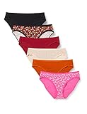 Diseñado con un corte de bikini de talle bajo y cobertura trasera completa para una braga diaria