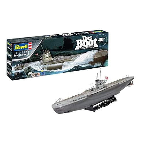 Revell-05675 Regalo Set Das BOOT-40 Aniversario, Escala 1:144, con Pinturas Base, Pegamento y brocha Other License Film Kit de Modelo de plástico, Color sin Pintar, Mittel (05675)
