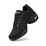 Weiche Sohlenstruktur: Die Sohle besteht aus einem weichen und elastischen Material und bietet hohe Flexibilität und hervorragenden Halt. Es erfüllt die Anforderungen der Tänzer an die Flexibilität des Fußes, sodass Sie Pirouetten, Sprünge und andere Bewegungen mit Leichtigkeit ausführen können. Darüber hinaus bietet es zuverlässige Reibung auf verschiedenen Oberflächen, verhindert ein Verrutschen und gewährleistet Sicherheit.