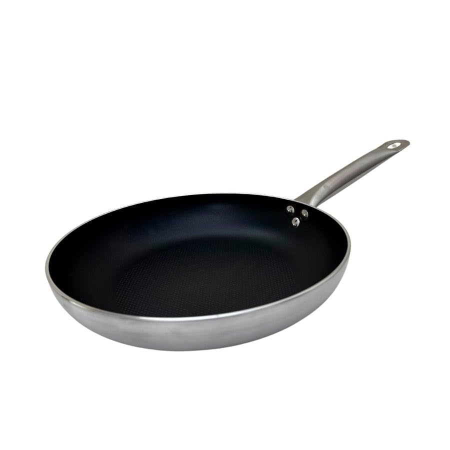 Poêle de cuisine 28 cm idéale pour réussir les crêpes et viandes saisies