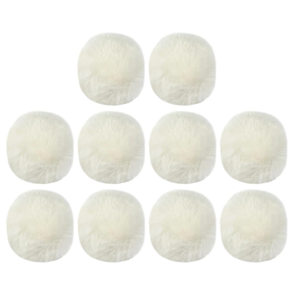 Pompons en fausse fourrure blanche de 8 cm : l'astuce pour réussir vos bonnets