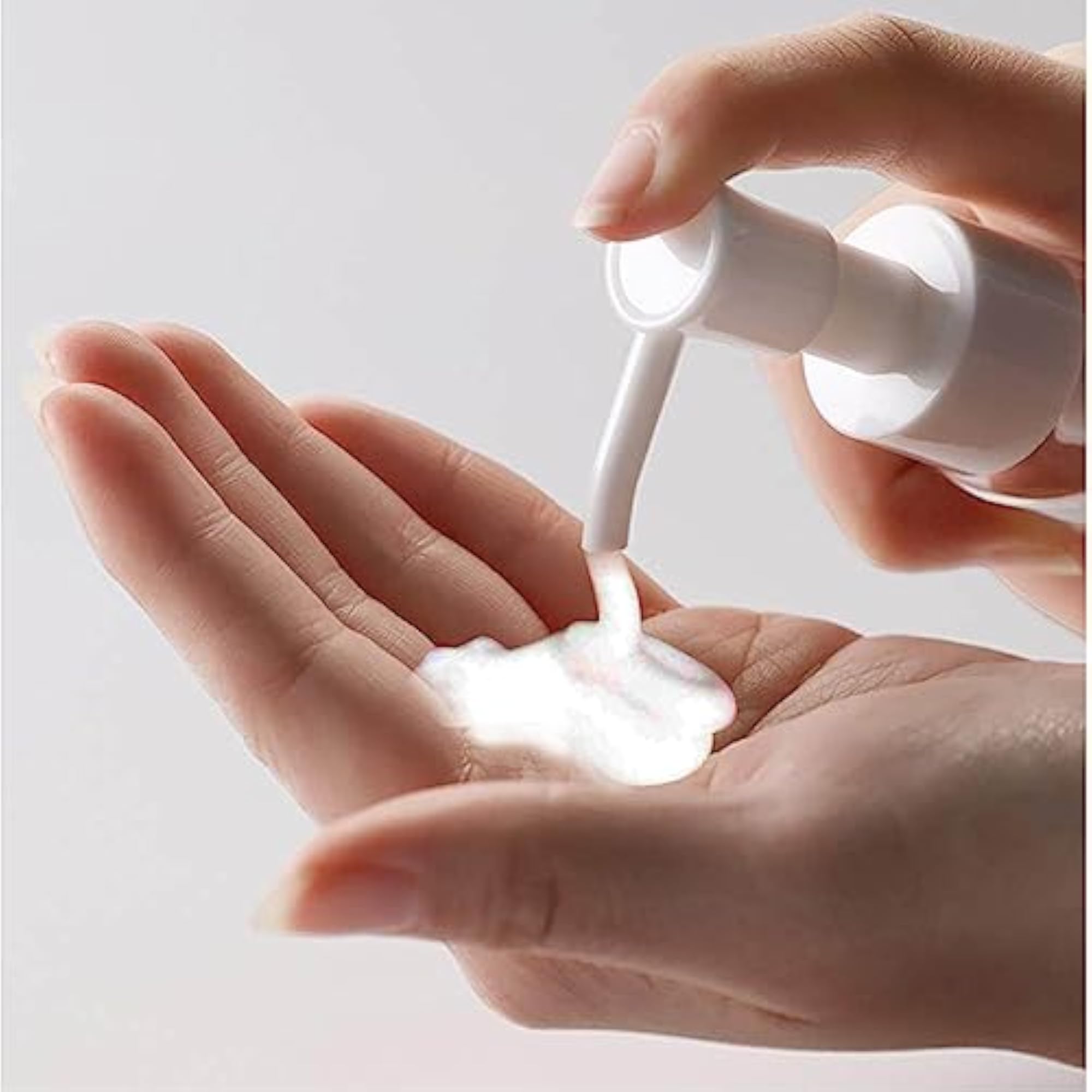 8Pcs 50ML Clear Plastic Lotion Dispenser Travel Bottles