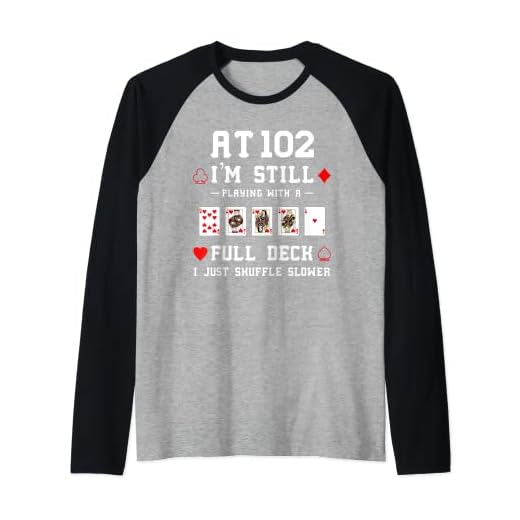 Divertidas tarjetas de 102 años para regalo de cumpleaños de 102 Camiseta Manga Raglan