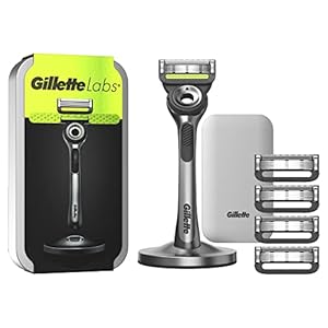 Gillette Labs Nassrasierer Herren, Rasierer mit Reinigungs-Element + Reise-Etui zur Aufbewahrung für unterwegs + 5 Rasierklingen, Premium-Magnetdock